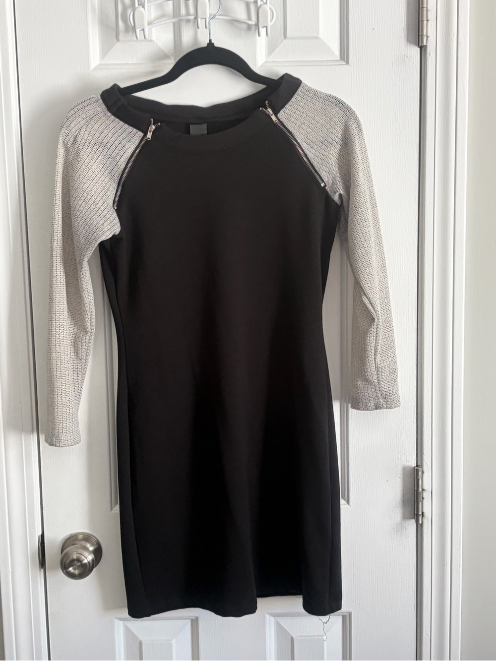 Trixxi Black and Light Gray Quarter Sleeve Dress